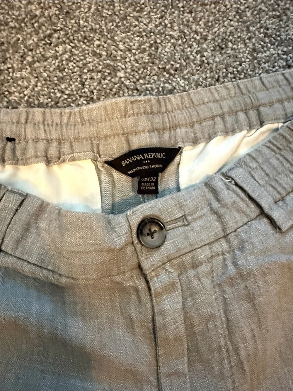 Banana Republic Men’s linen blend pants